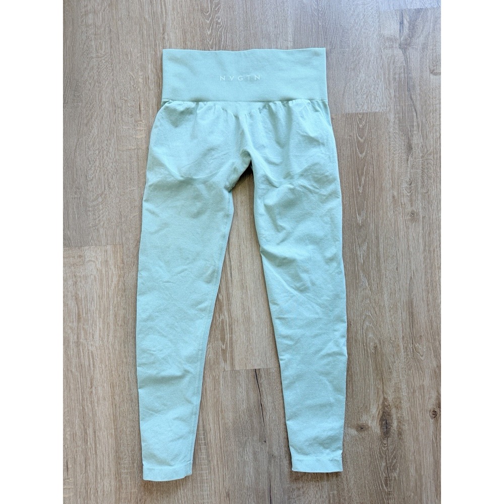 NVGTN Mint Green Contour Seamless Mid Rise Leggings Woman's Size Medium Gym